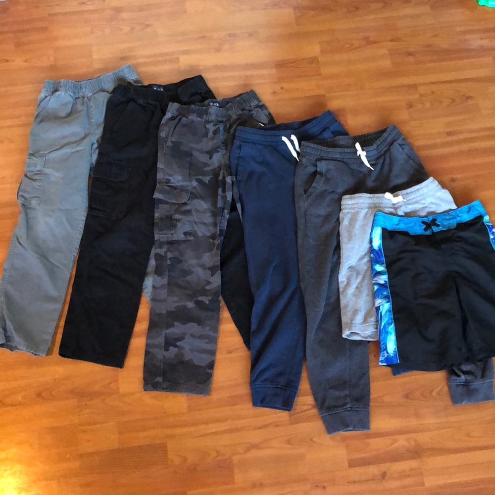 Boys Sz 10 Lot of pants & shorts (7 items) Pre-loved but lots of life left! 💙